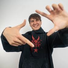 Natan Zgorzyk: Rosnąca atrakcyjność polskiego streamingu gier wideo i zakładów bukmacherskich